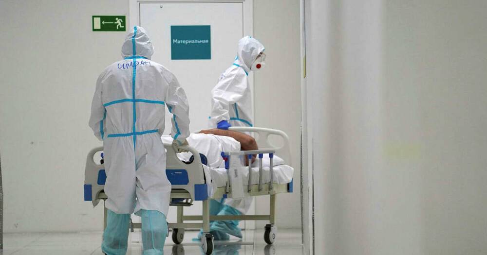 За сутки в России госпитализировали 19 573 человека с COVID-19