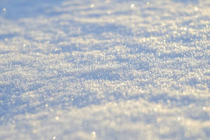 Рязанцев предупредили о возможном сходе снега с крыш