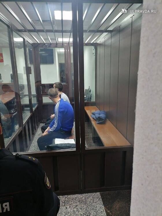 «Я представила, как дочке было больно». В Ульяновске начался судебный процесс по убийству «бриллиантового» бухгалтера