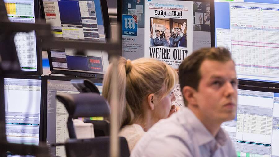 Читатели Daily Mail призвали газету извиниться за фейки о «вторжении» России