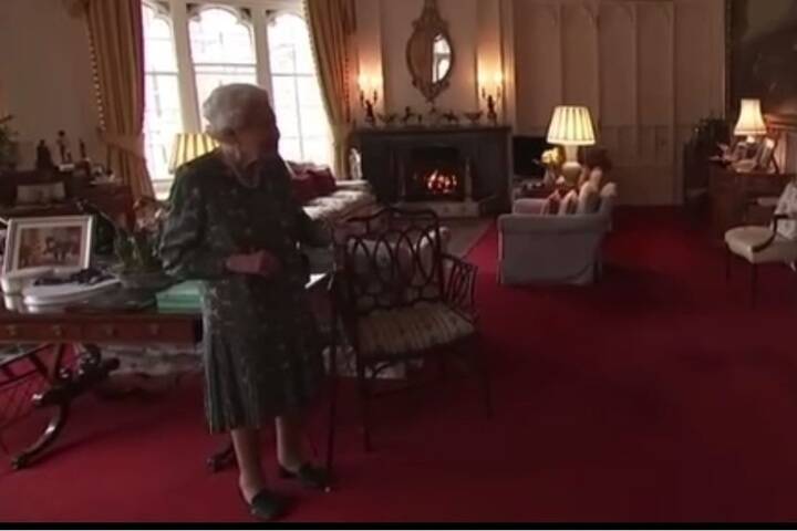 Королева Елизавета II рассказала, что ей тяжело ходить