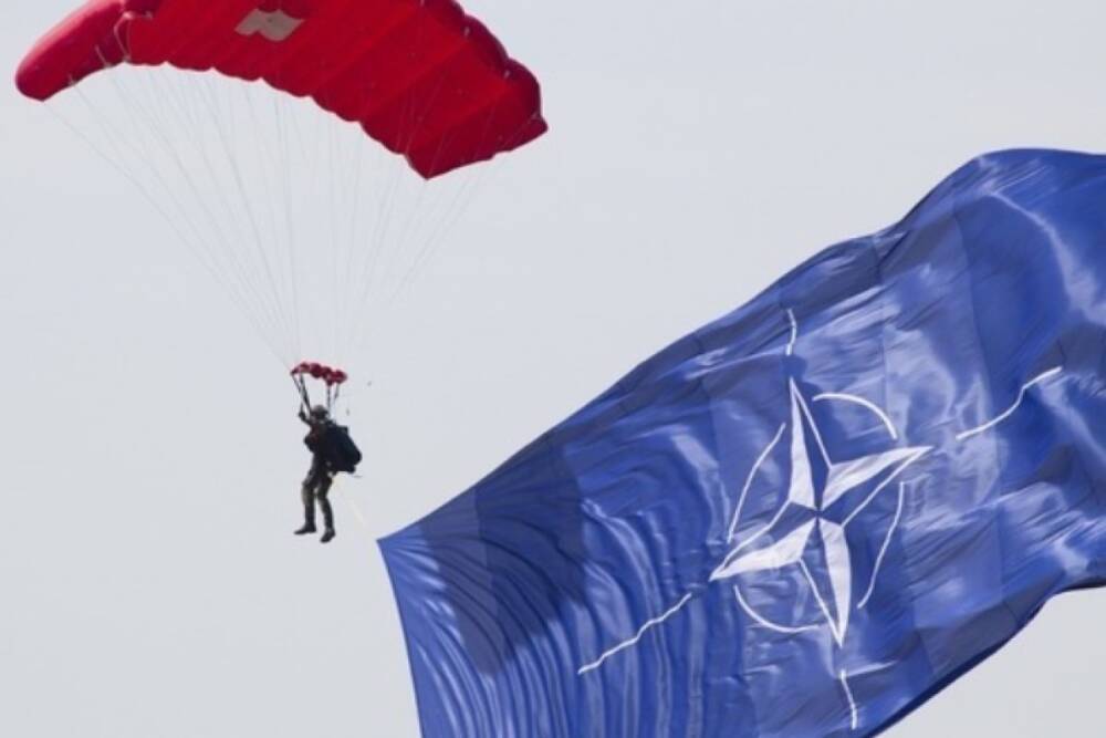 Байден обсудил в канцлером ФРГ укрепление восточного фланга НАТО