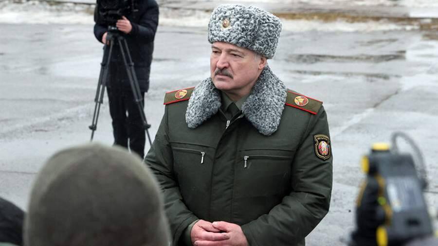 Лукашенко пообещал быть «вечным президентом» в случае атаки Запада