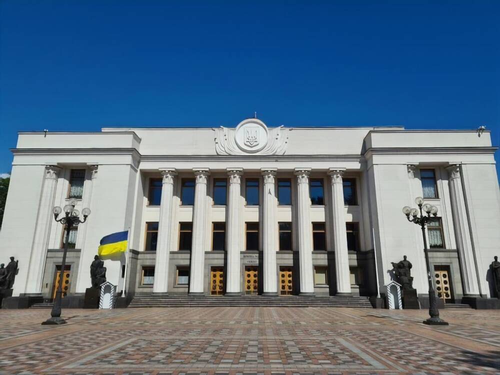Верховная Рада ратифицировала соглашение Украины и Евросоюза об "открытом небе"