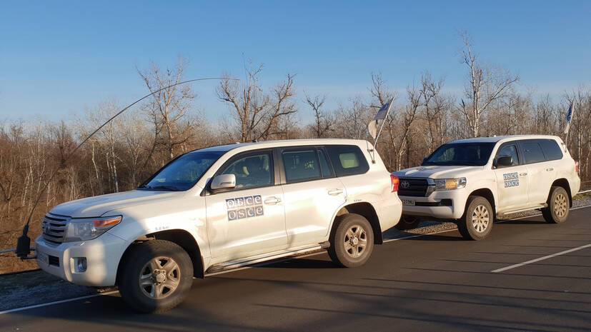 Зеленский назвал несвоевременной эвакуацию дипломатов и представителей ОБСЕ с Украины