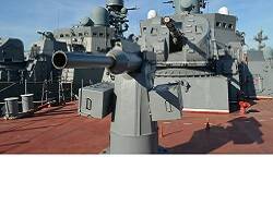 Около 20 боевых кораблей Каспийской флотилии вышли на учения в море