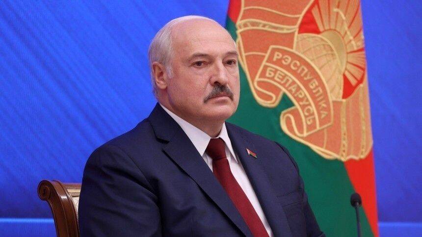 Лукашенко пригрозил быть «вечным президентом» из-за атак Запада