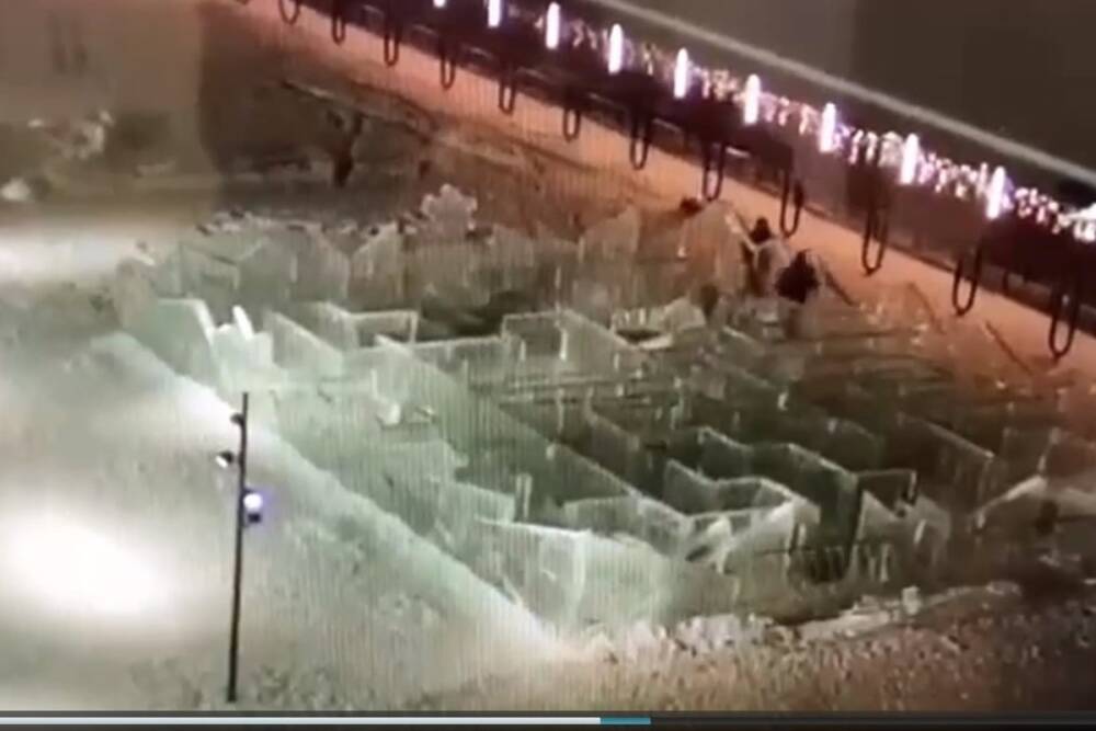 Сотрудники полиции задержали подростка по подозрению в разрушении ледяного лабиринта на Нижегородской ярмарке