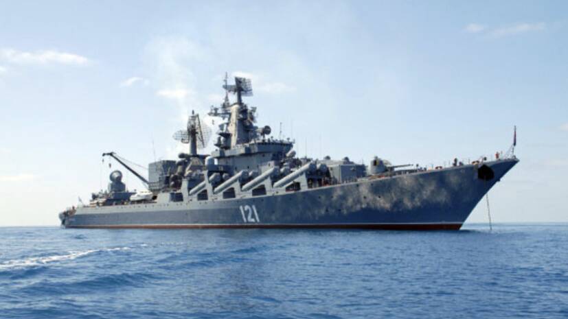 Крейсер ЧФ «Москва» выполнил артиллерийские стрельбы в акватории Чёрного моря