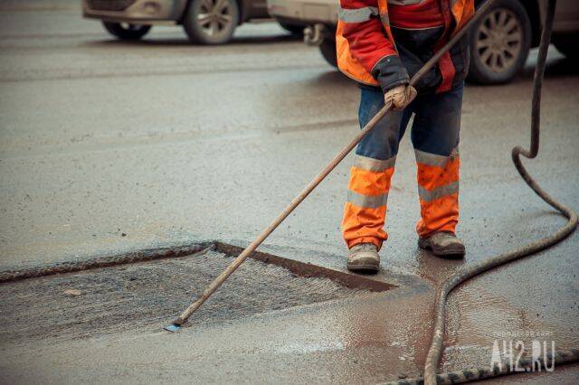 Власти Кемерова потратят на ремонт дорог в Кировском районе более 100 млн рублей