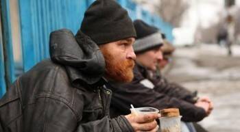 Бездомным россиянам предложили получать пенсию от государства
