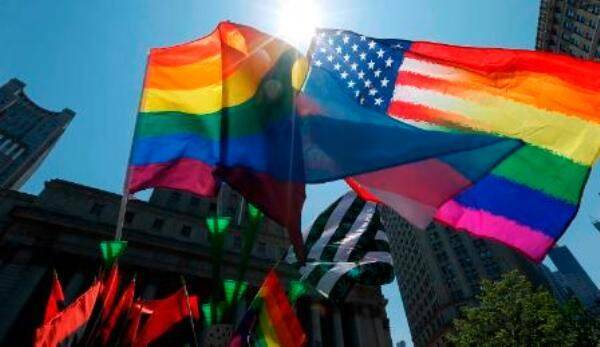 Страна на три буквы и с ориентацией — на 4: в США рекордный ЛГБТ-бум — опрос