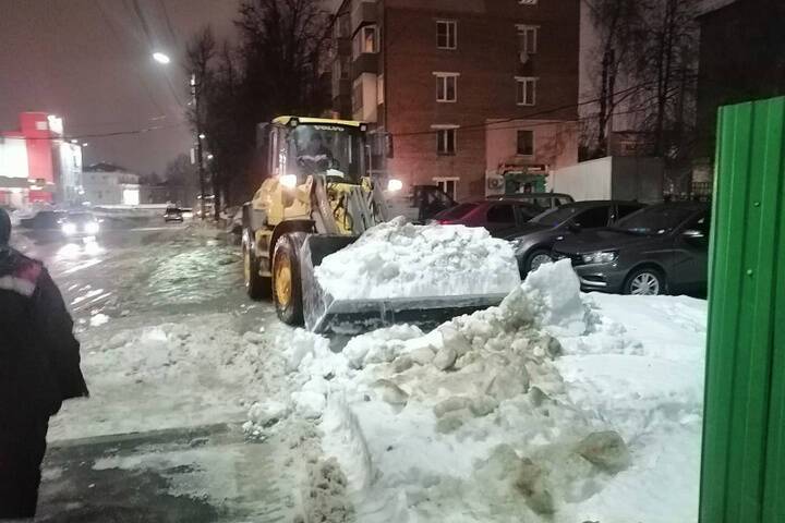 Работы по уборке и вывозу снега в Туле продолжаются