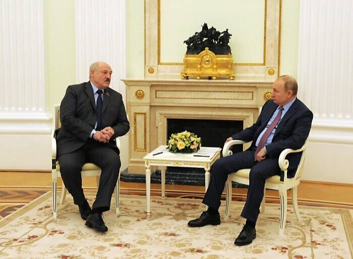 Путин отдал распоряжения для строительства в Ленобласти терминала по перевалке грузов из Белоруссии - Лукашенко