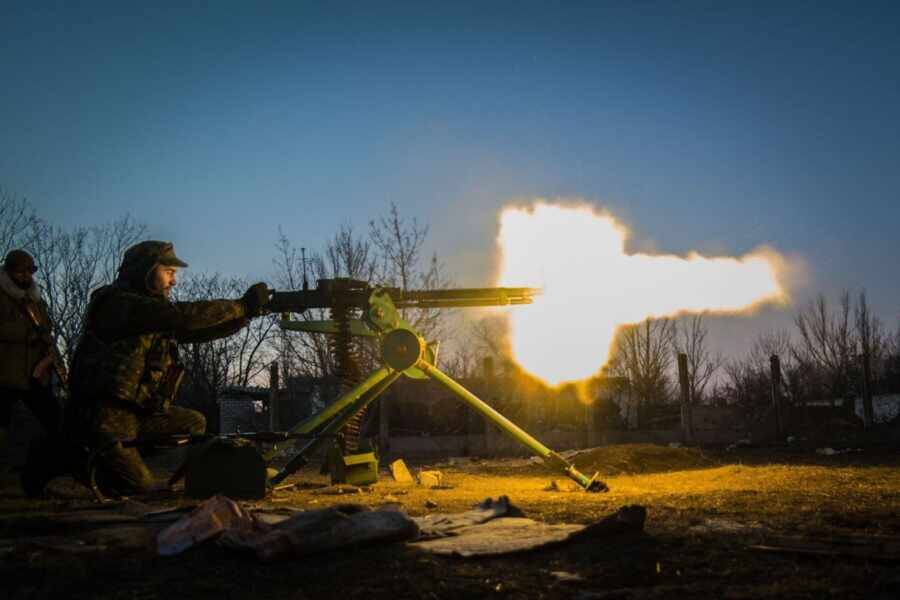 Обстрелы ЛДНР украинскими силовиками продолжаются даже в ночное время суток