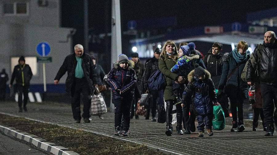 В Ростовской области сообщили о прибытии более 1,1 тыс. человек из Донбасса