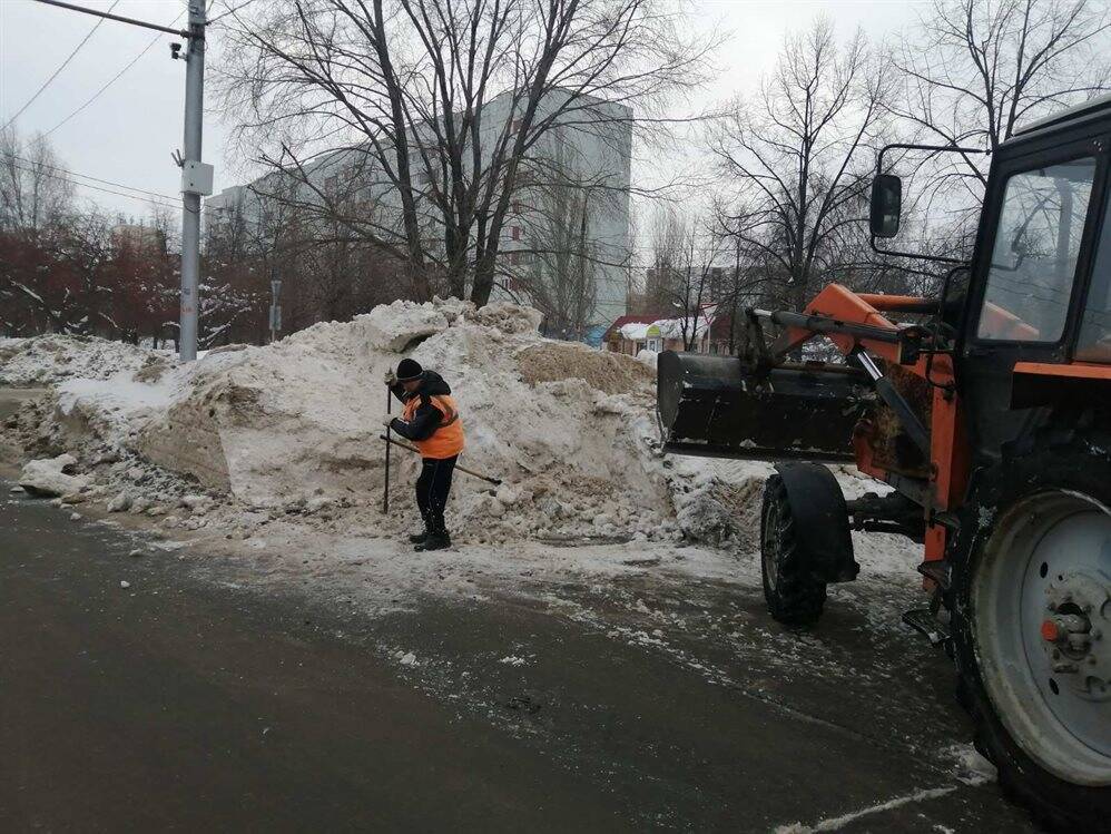 Ночью с шести улиц Ульяновска вывозили снег