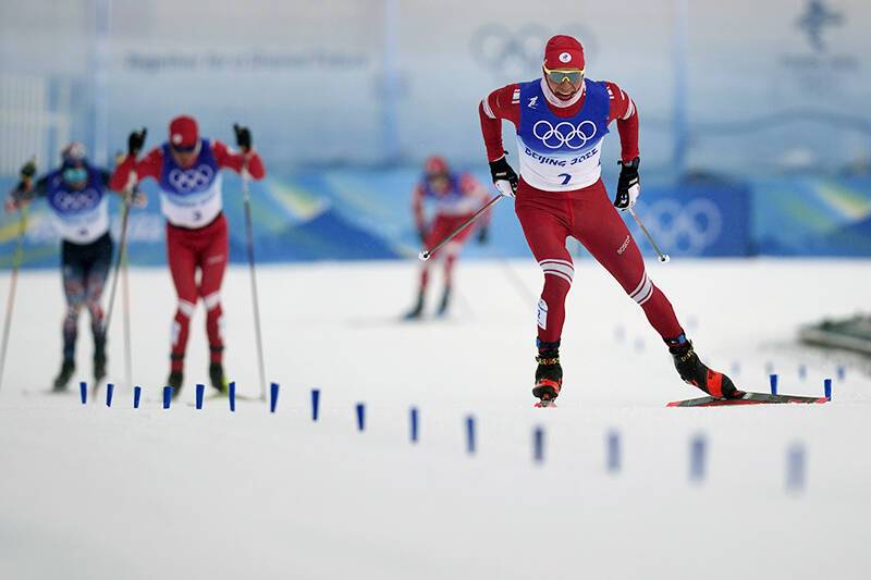 Путин отметил триумфальное выступление лыжника Большунова в Пекине