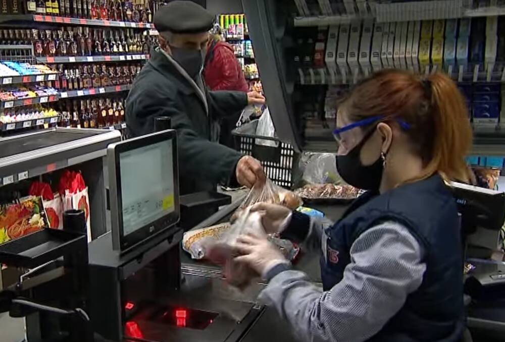 В Украине рекордно подорожали продукты, цены выросли на 30%: как изменится стоимость до конца февраля