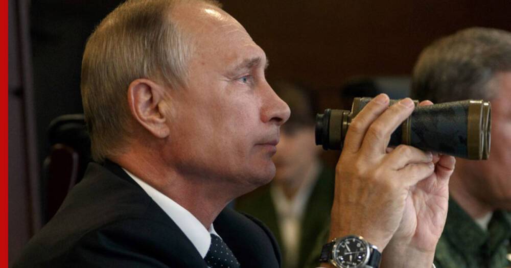 Путин и Лукашенко из ситуационного центра наблюдают за пуском баллистических ракет