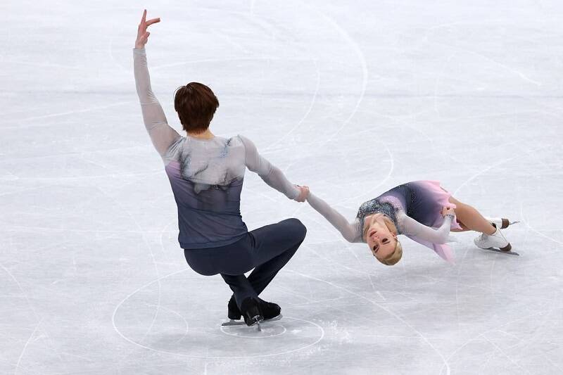 Российские фигуристы Тарасова и Морозов стали серебряными призерами Олимпийских игр в Пекине