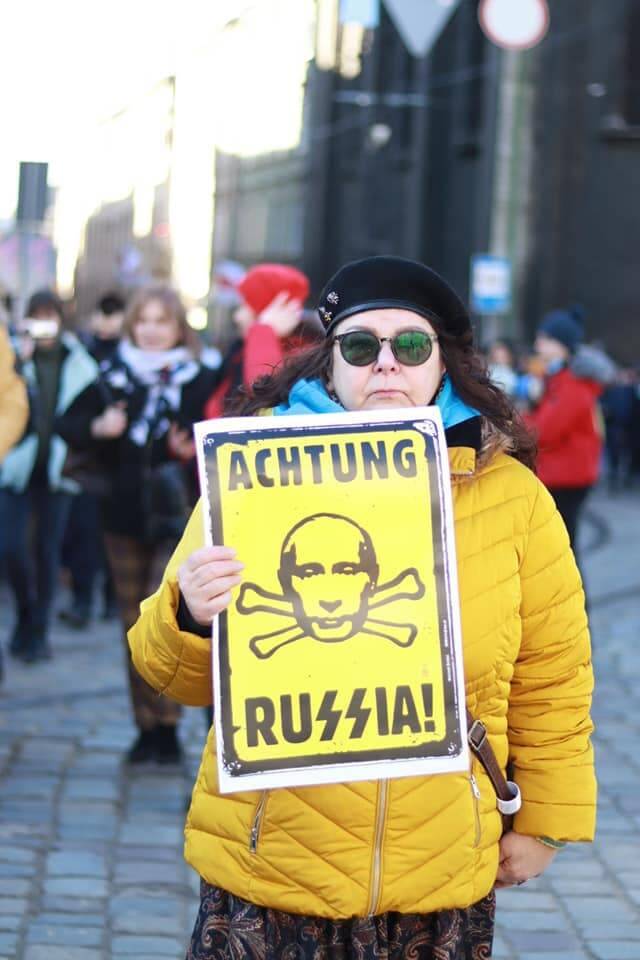 «Achtung! Russia!» – бандеровцы провели марш во Львове