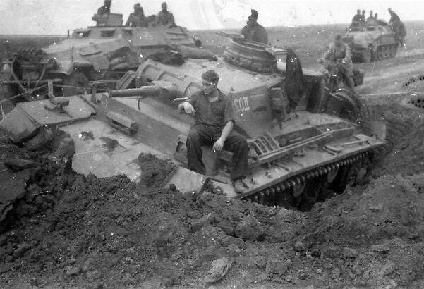 Почему немцы стали перекрашивать свои танки, когда вторглись в СССР - Русская семерка