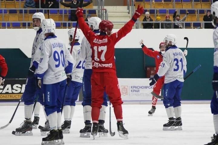 Хоккеисты «Енисея» одержали разгромную победу в Красноярске над «АК Барс-Динамо»
