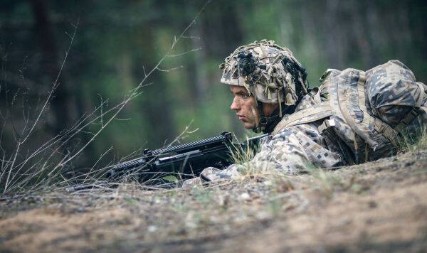 Что премьер Латвии думает об обязательном призыве в армию