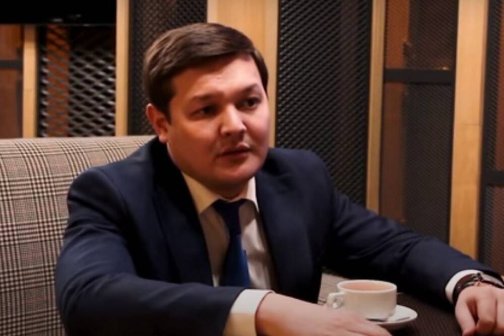 Асхат Оралов стал исполнительным секретарем партии «Нур Отан» в Казахстане