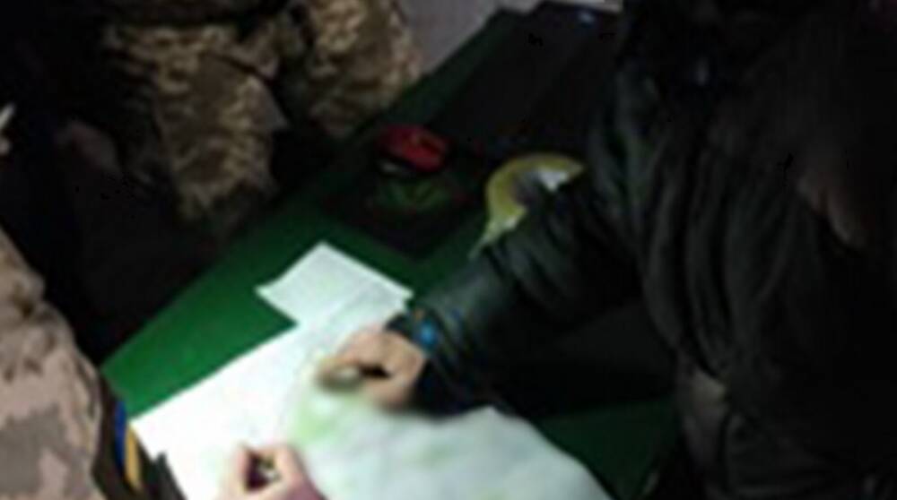 Возле линии разграничения на Донбассе задержали боевика «ЛНР»