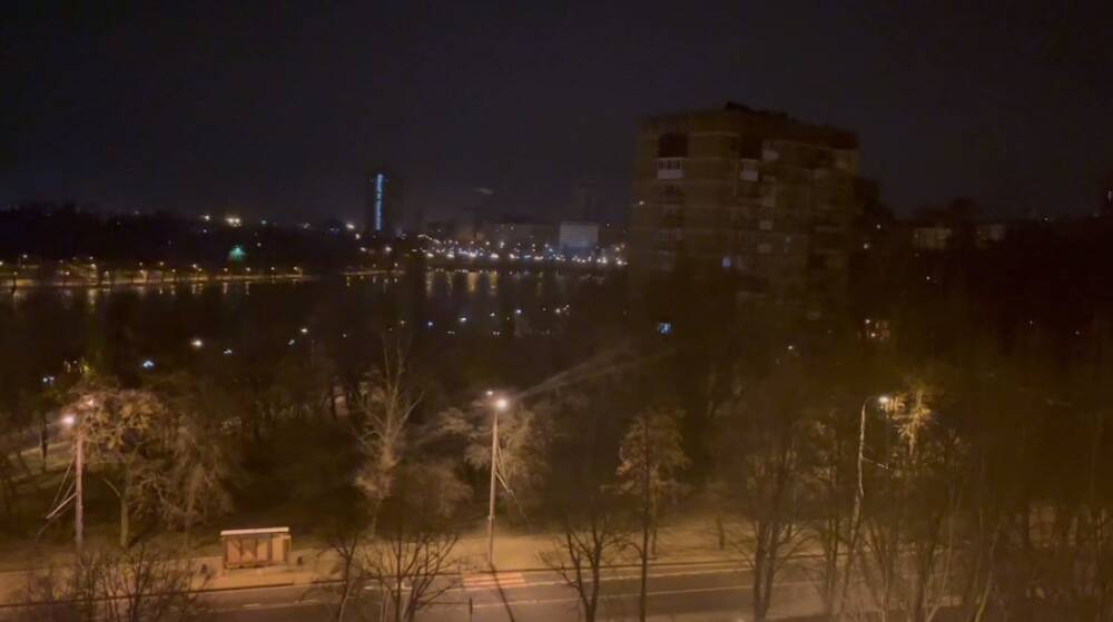 На окраинах Донецка слышны звуки взрывов