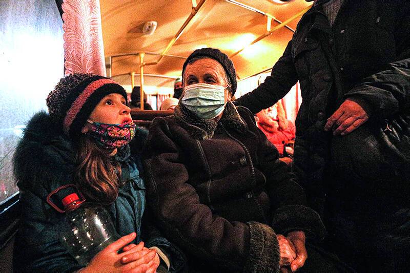 Беженцев из Донбасса проверяют на коронавирус