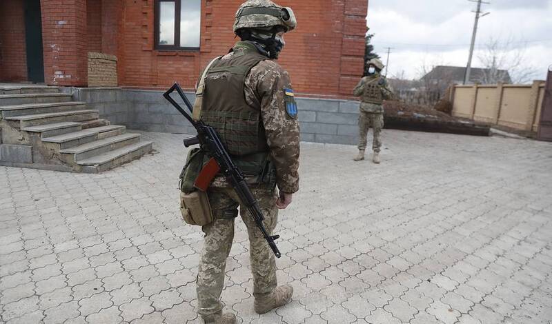 Журналисты CNN и AFP попали под обстрел в Донбассе