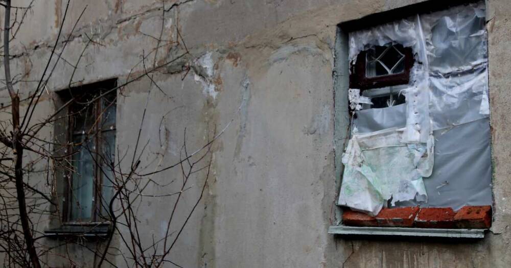 Трое мирных жителей ранены в ЛНР в результате обстрелов ВСУ