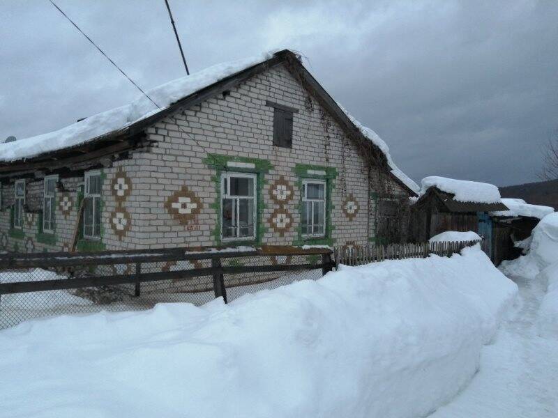 В селе Лесное Матюнино обрушилась крыша дома