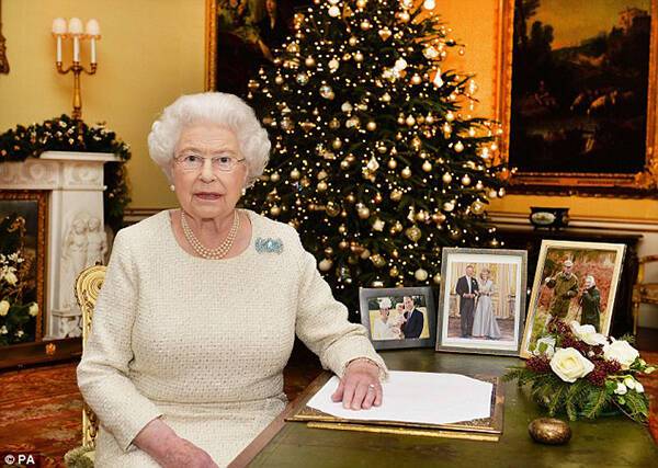 95-летняя королева Великобритании заболела коронавирусом