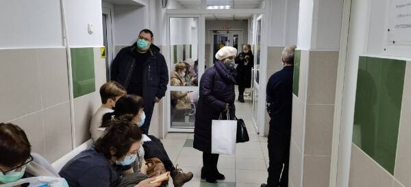 Ямальцы пожаловались на очереди в поликлиниках