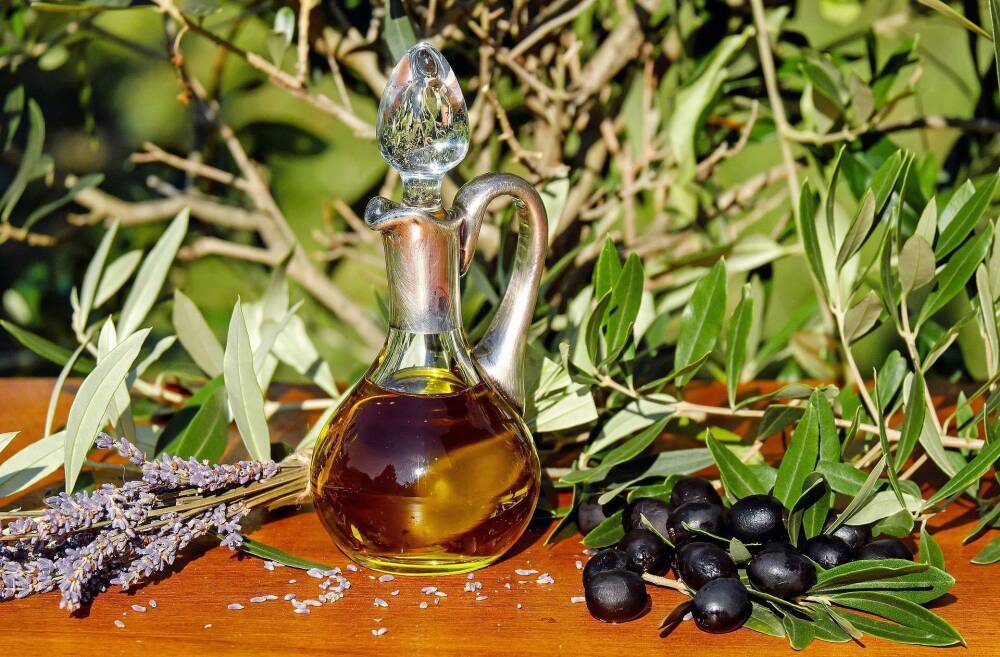 Малышева и Гандельман: "Употребление оливкового масла уменьшает риск смерти от рака"