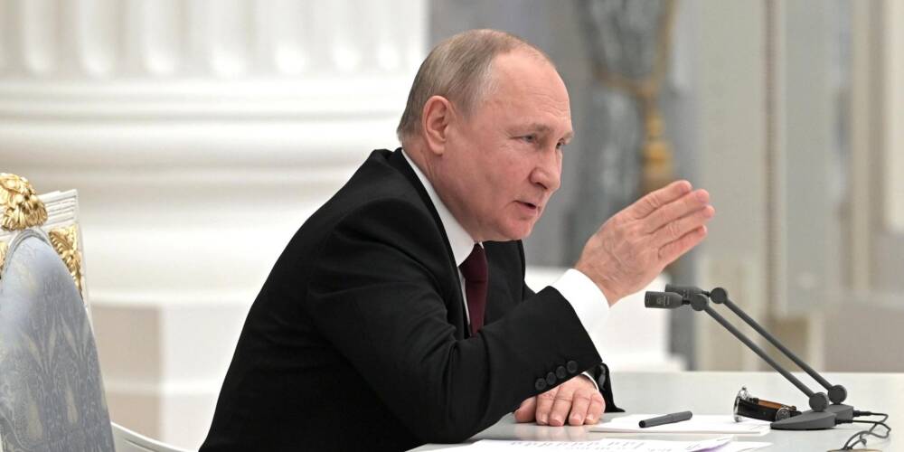 Президент России подписал указы о признании ЛНР и ДНР