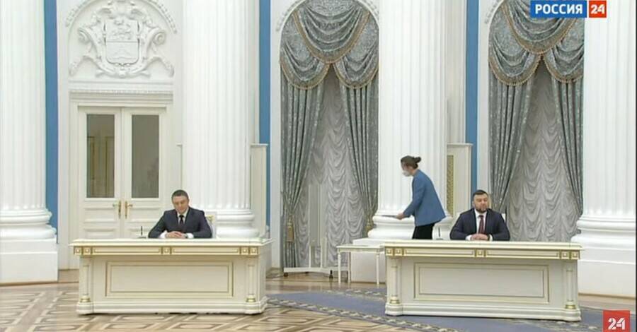 Путин, Пушилин и Пасечник в прямом эфире подписали договоры о сотрудничестве между Россией и "ЛДНР"
