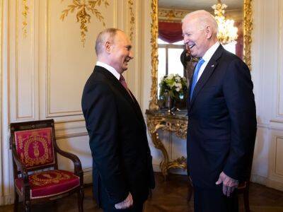 Путин и Байден приняли предложение Макрона встретиться в Европе
