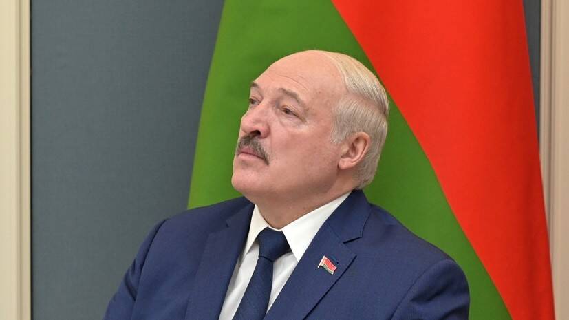 Лукашенко: расстрелять русских в спину через Белоруссию не получится