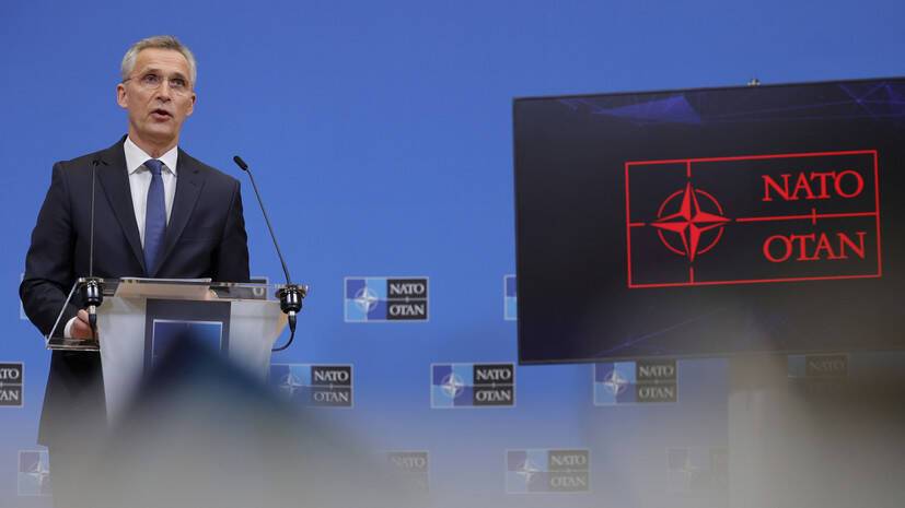 Столтенберг: НАТО поддерживает территориальную целостность Украины
