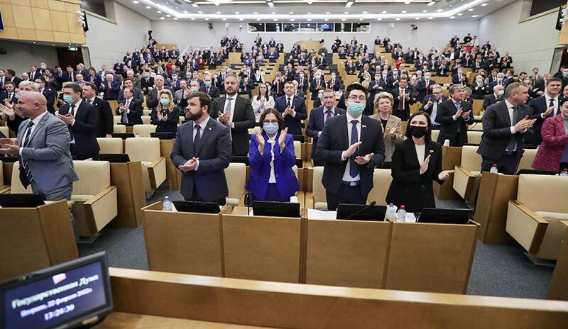 Евросоюз ввел санкции против 351 депутата Госдумы