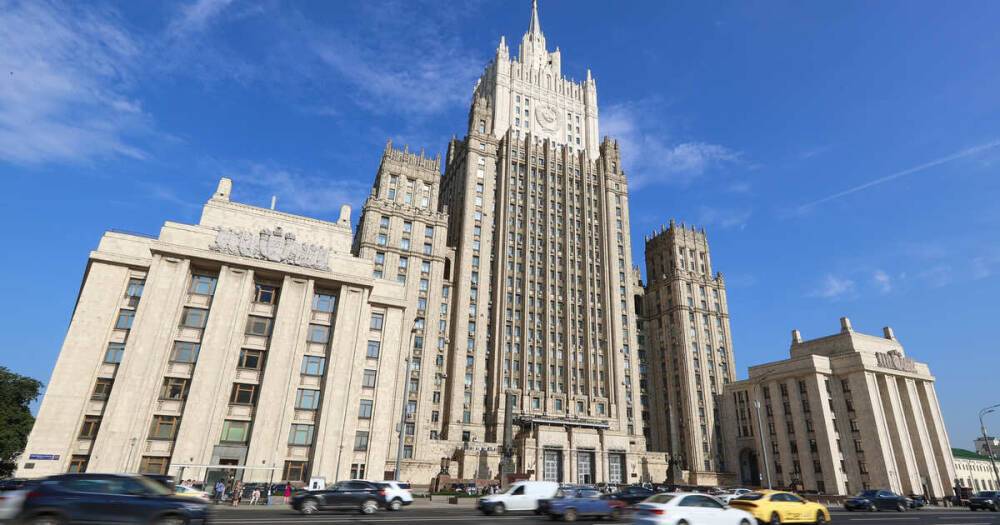 Россия с 22 февраля устанавливает дипотношения с ЛНР и ДНР
