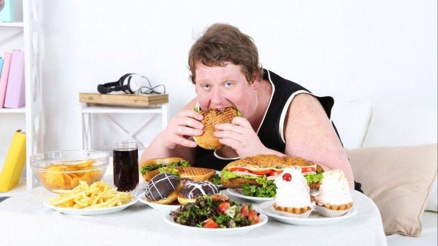 Диетолог Михалева рассказала о самых неочевидных причинах ожирения