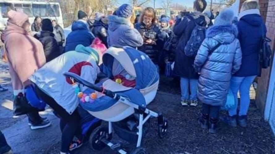 Оккупанты принудительно вывозят беременных женщин с Донбасса в Россию
