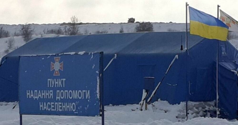 На Донбасс из-за обстрелов останавливают работу 4 КПВВ: что известно