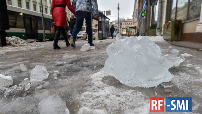 В Рязанской области возбудили дело после травмирования ребенка из-за схода льда с крыши